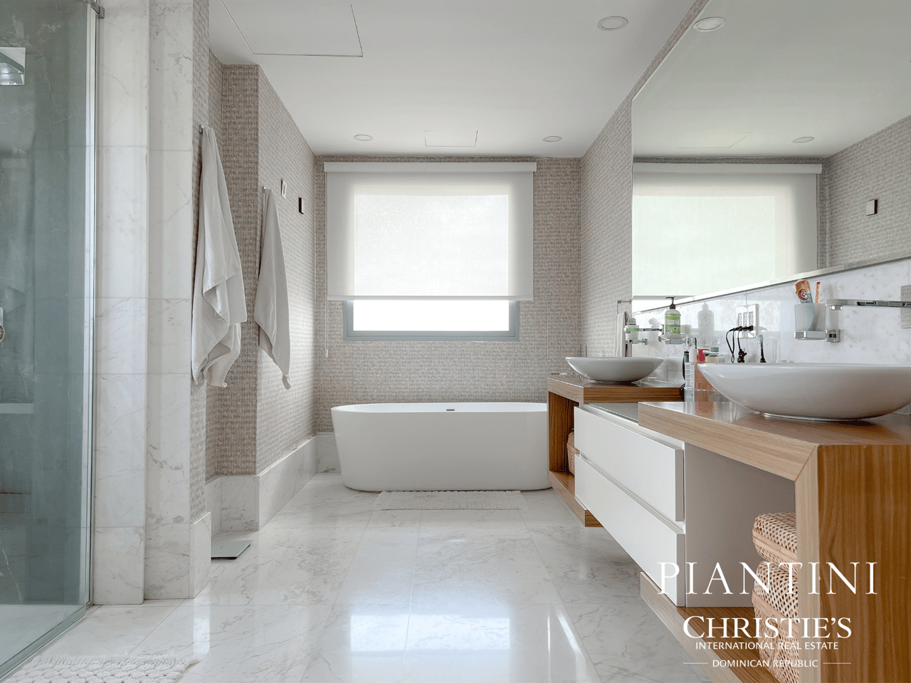 Seurat Luxury Condo