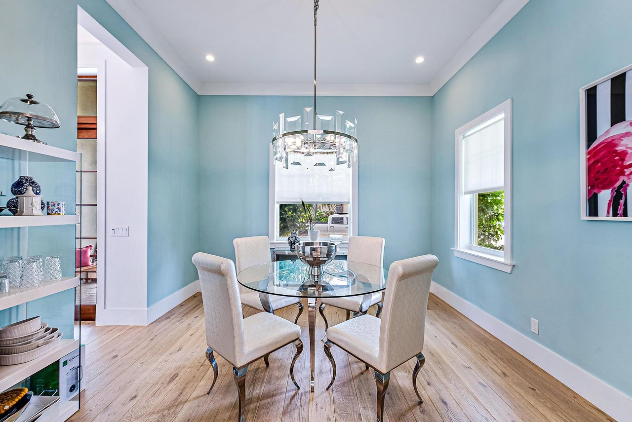 Luxury Modern Single Family Home For Rent North Palm Beach - Lynn Dachisen