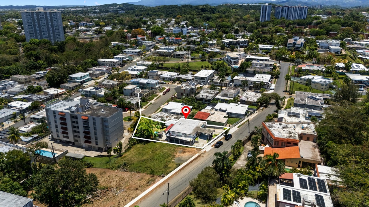 Income-Producing Multifamily with Pool Minutes from SJU Airport
