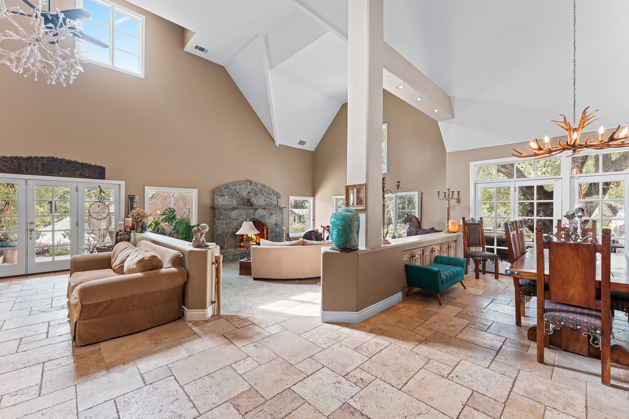39455 Avenida La Cresta