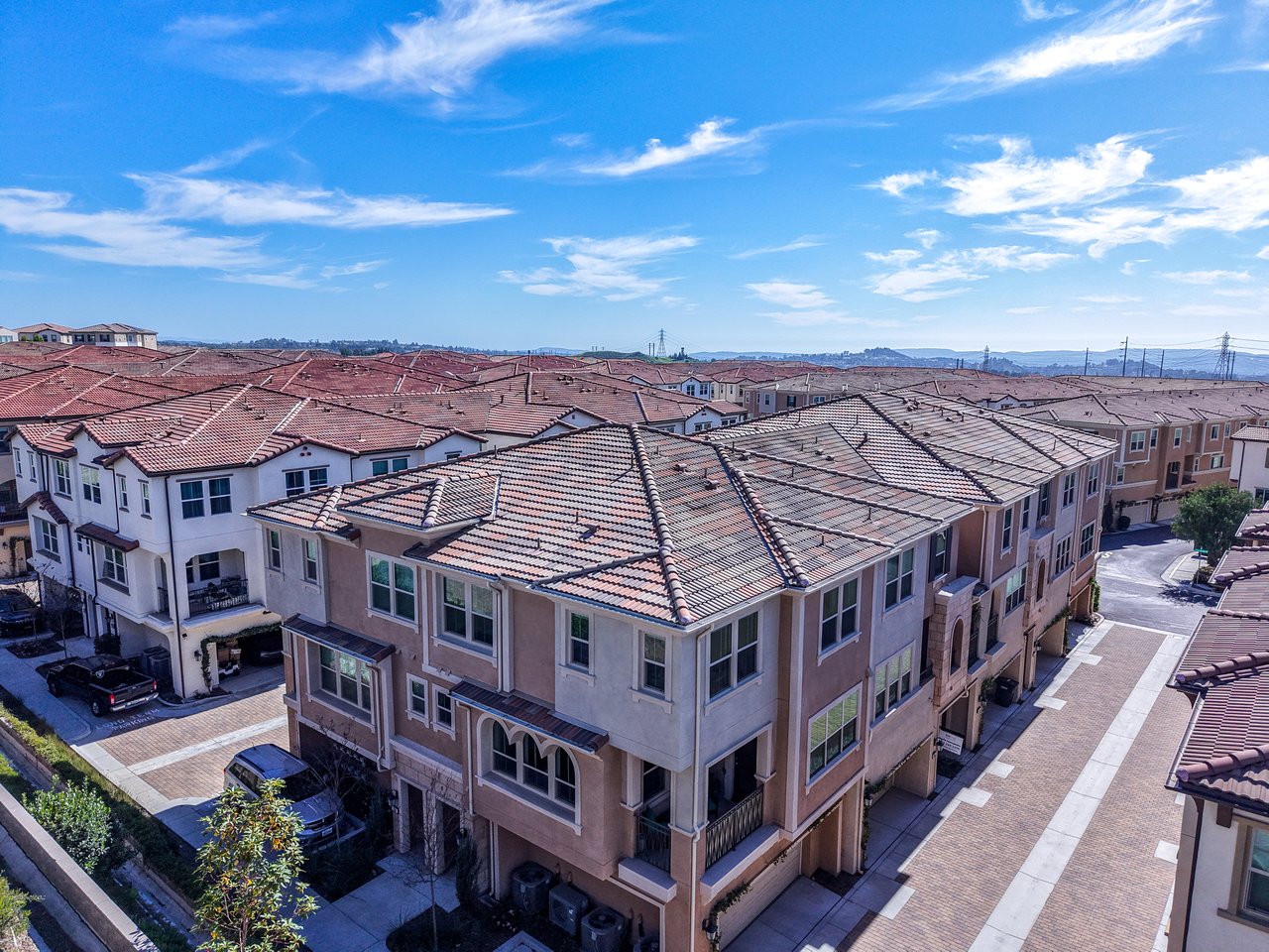 608 White Oaks, Lake Forest