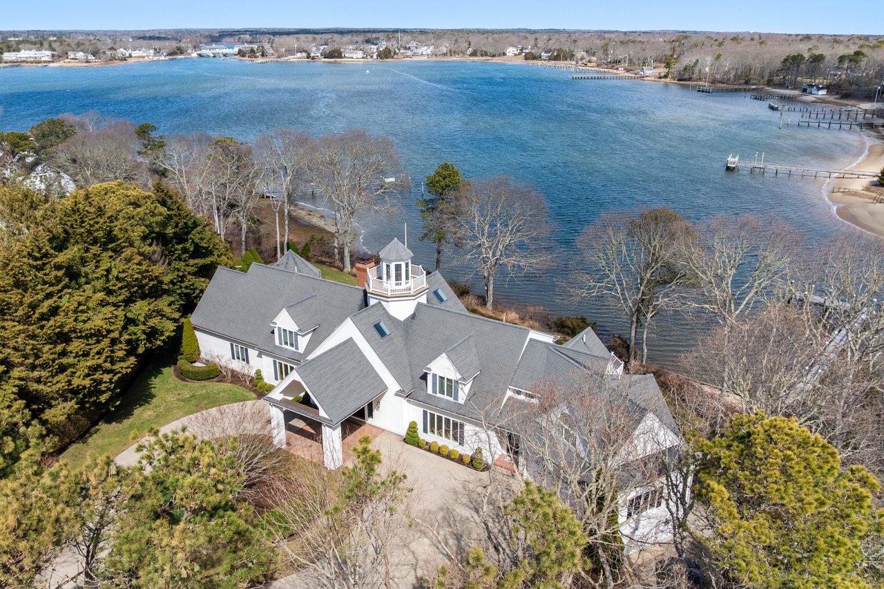 Breathtaking views over West Bay and Eel River