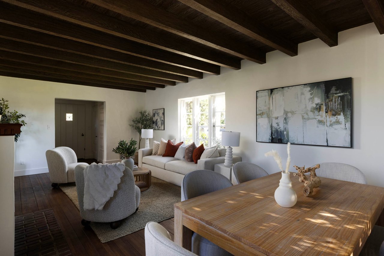 212 W Avenida Valencia