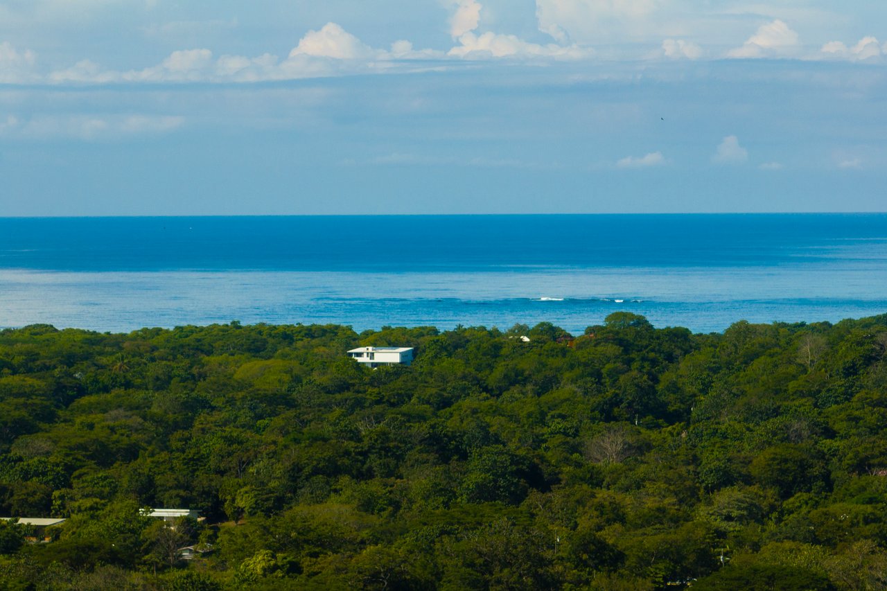 Casa Salinas – 3 beds ocean view home in playa grande