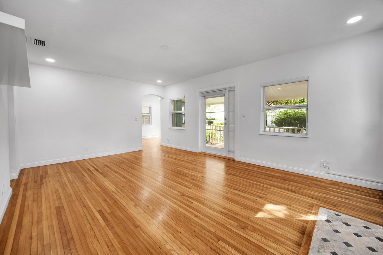 The Oak Haven - The Perfect Coral Gables Home