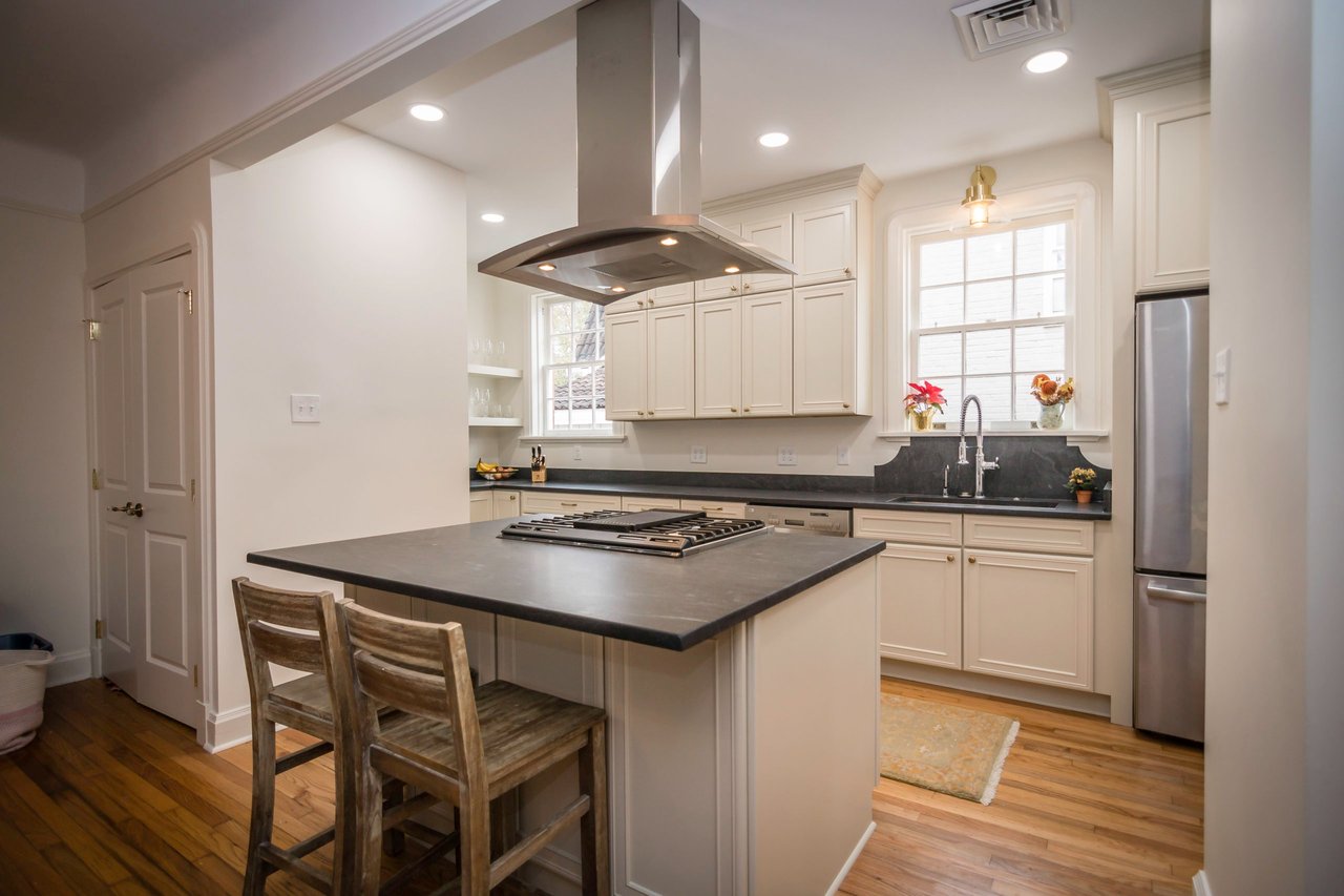 Lakeview Kitchen Renovation