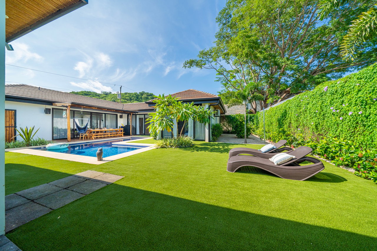 Calle Uno 3 | Modern Tropical Home with Private Pool and Guest Casita in Tamarindo