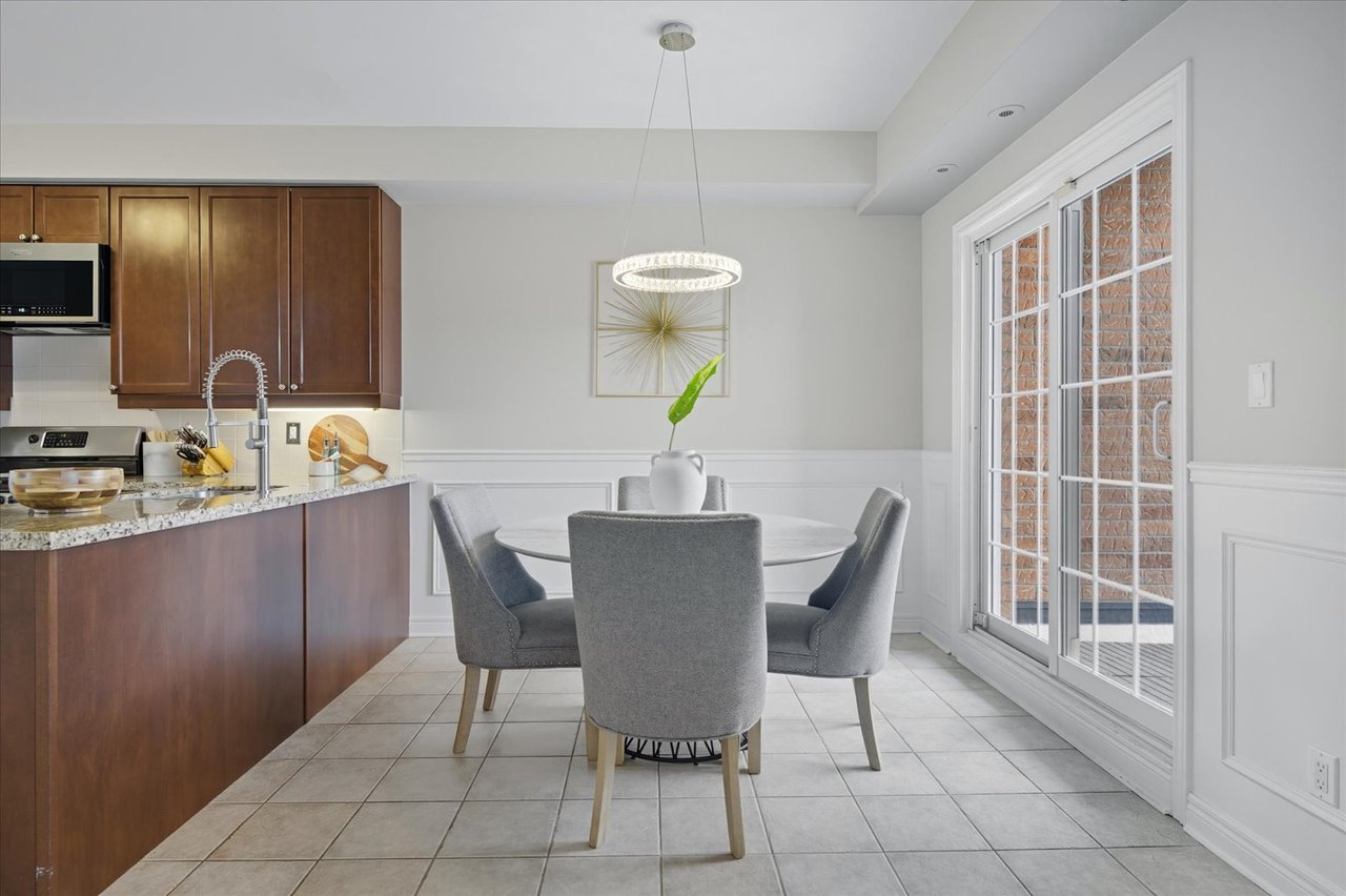 #23 - 20 Greensborough village Circ