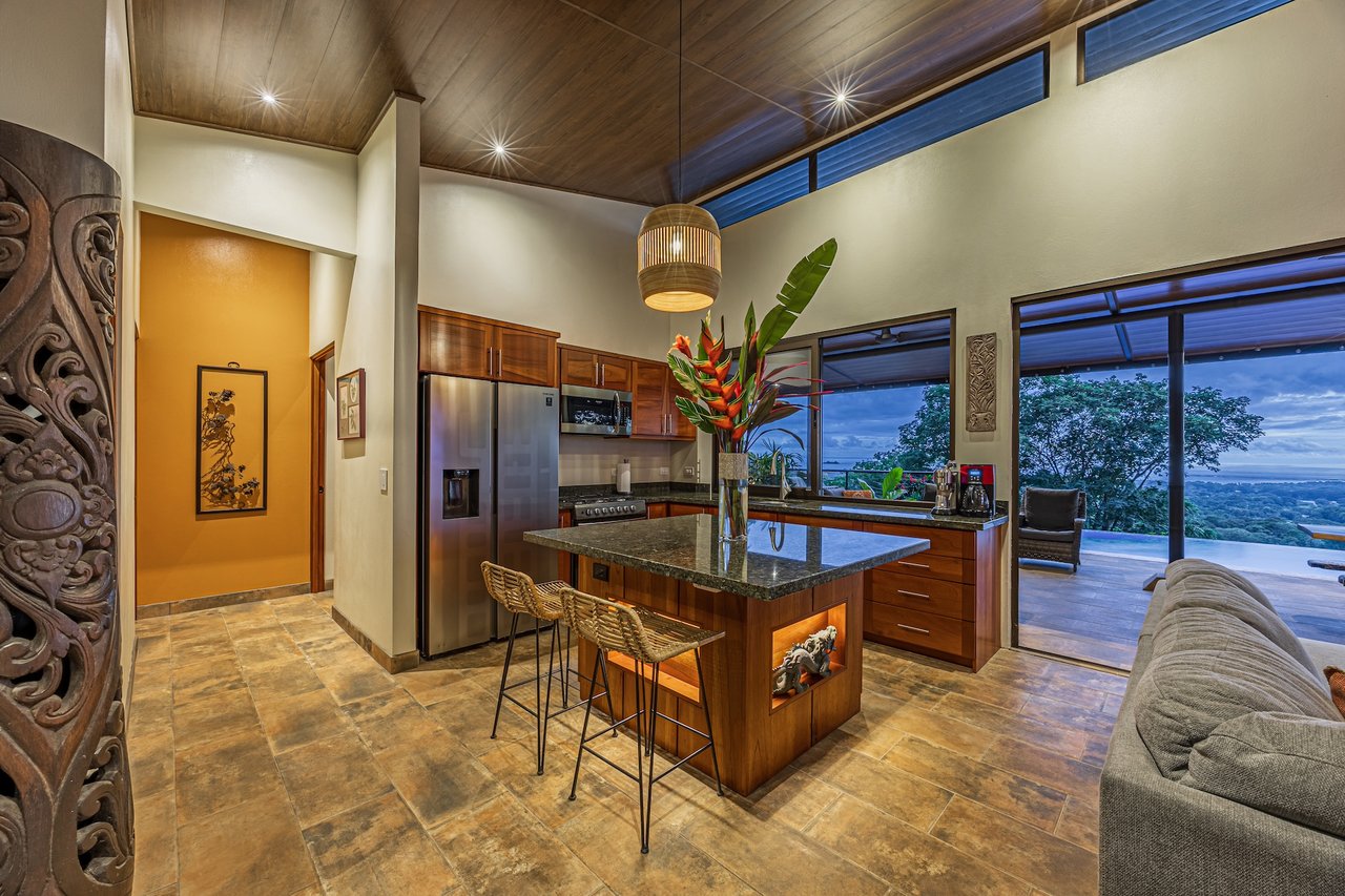 Casa Meraki: Modern Tropical Living with Whale’s Tail Views in Uvita