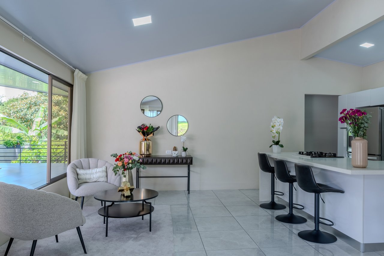 Spacius Home in Pérez Zeledón | 3 bedrooms, 3 Bathrooms 