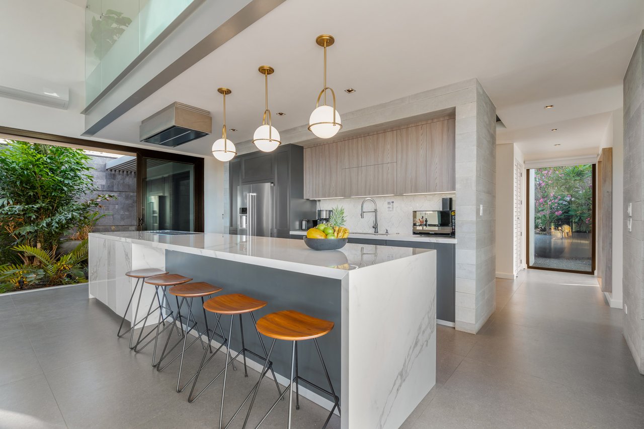 Casa Sombaile | Luxury Ocean View Estate with Proven Rental Income in Mar Vista