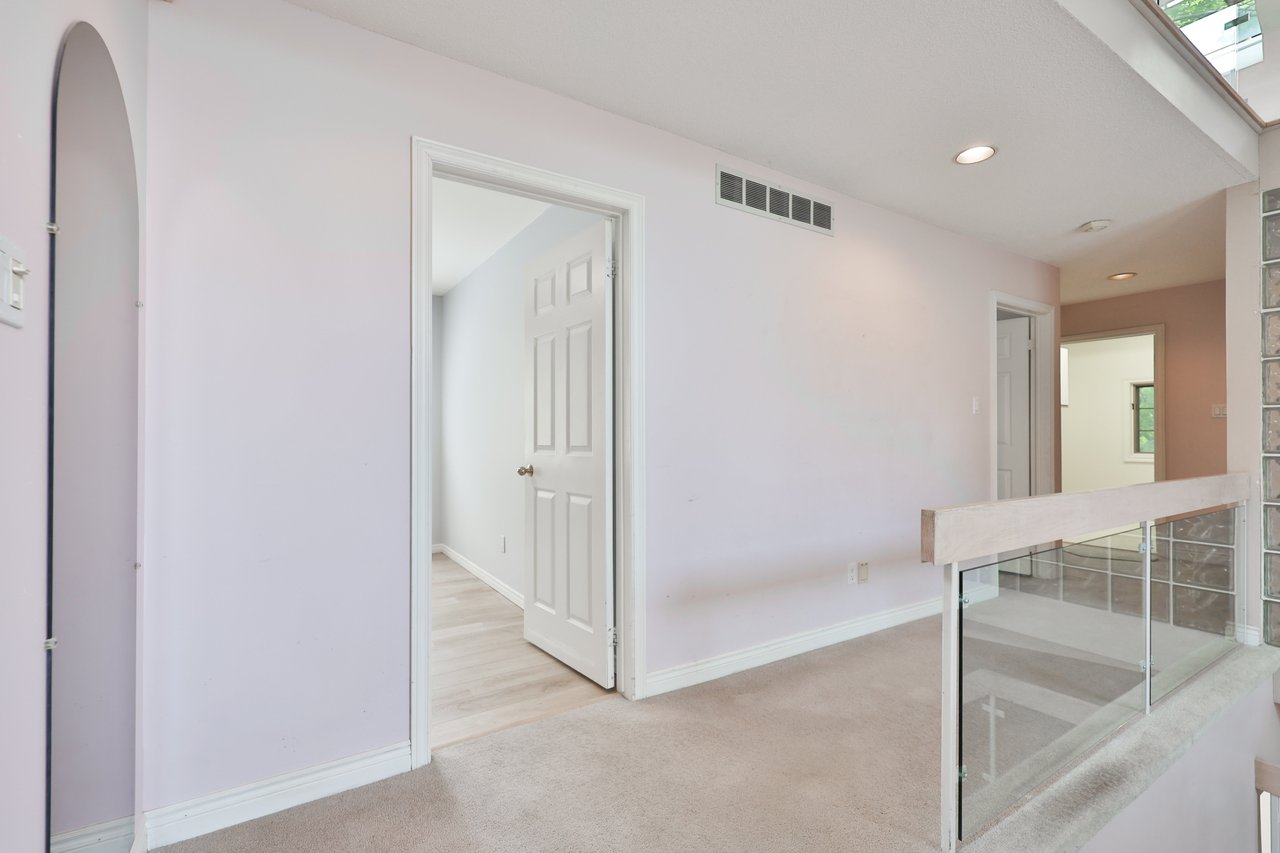 78 West River Street, Oakville