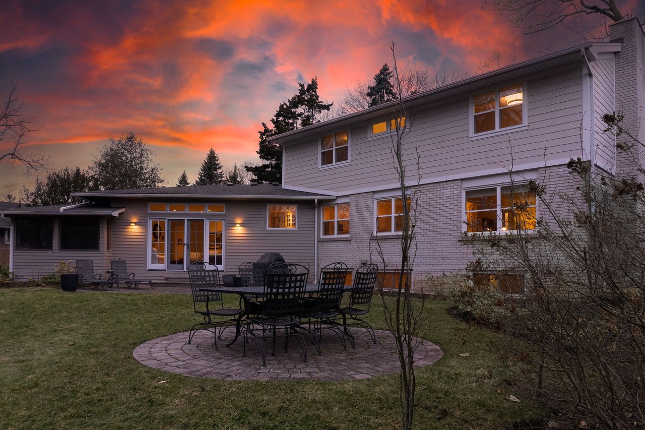 1268 Hillhurst Road, Oakville