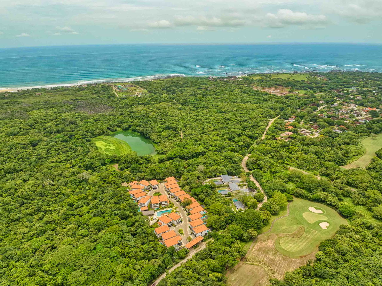 Bosques de Pinilla Unit 15 – Model A | Fully Furnished 4-Bedroom Home with Vehicles