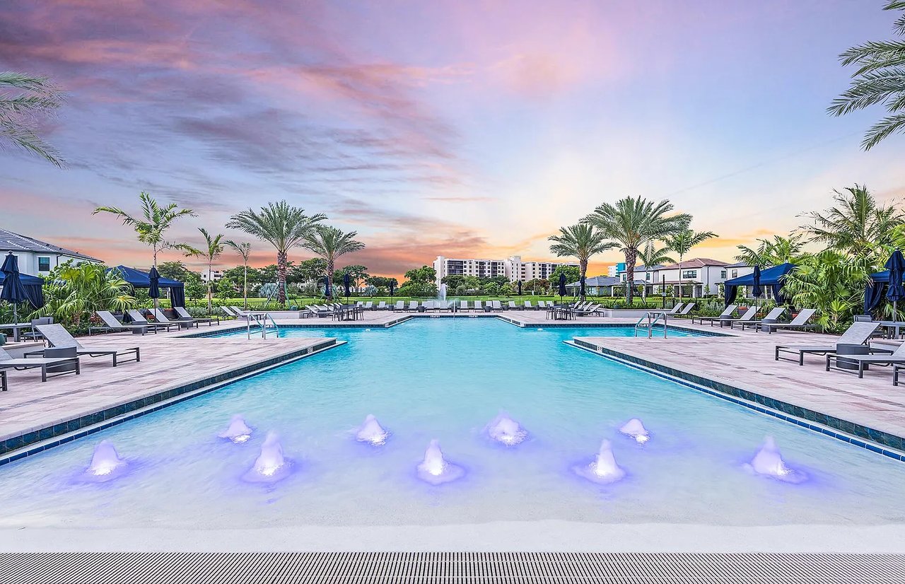 2321 Rollingwood Ct, #13