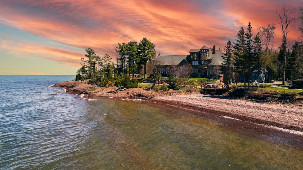 2611 Seven Mile Point Road