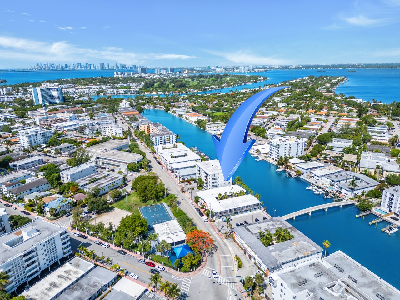 🌊 Waterfront One-Bedroom with Balcony – Miami Beach Lifestyle!
