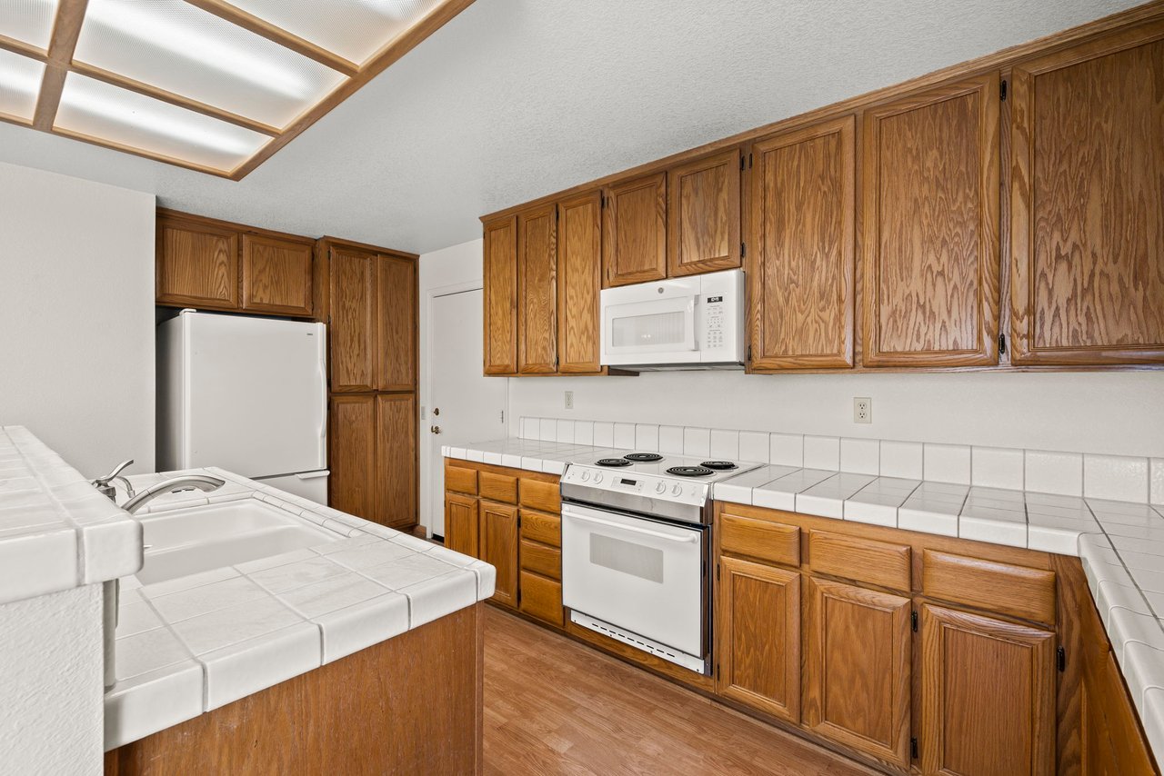 52 Bonaventure Ct