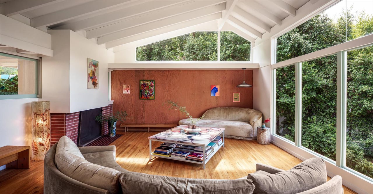 2764 Outpost Drive 