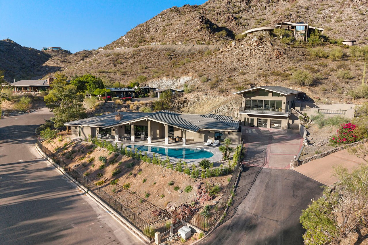 3500 E LINCOLN Drive 26
