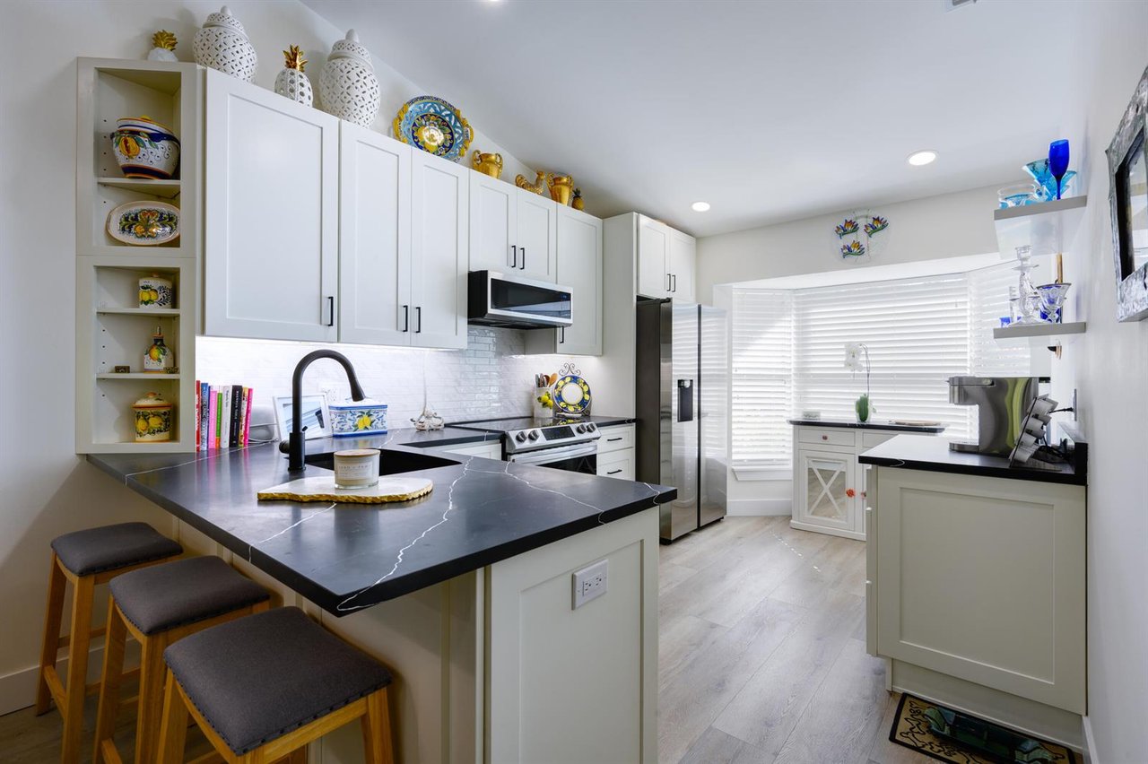 10976 SE Sea Pines Circle