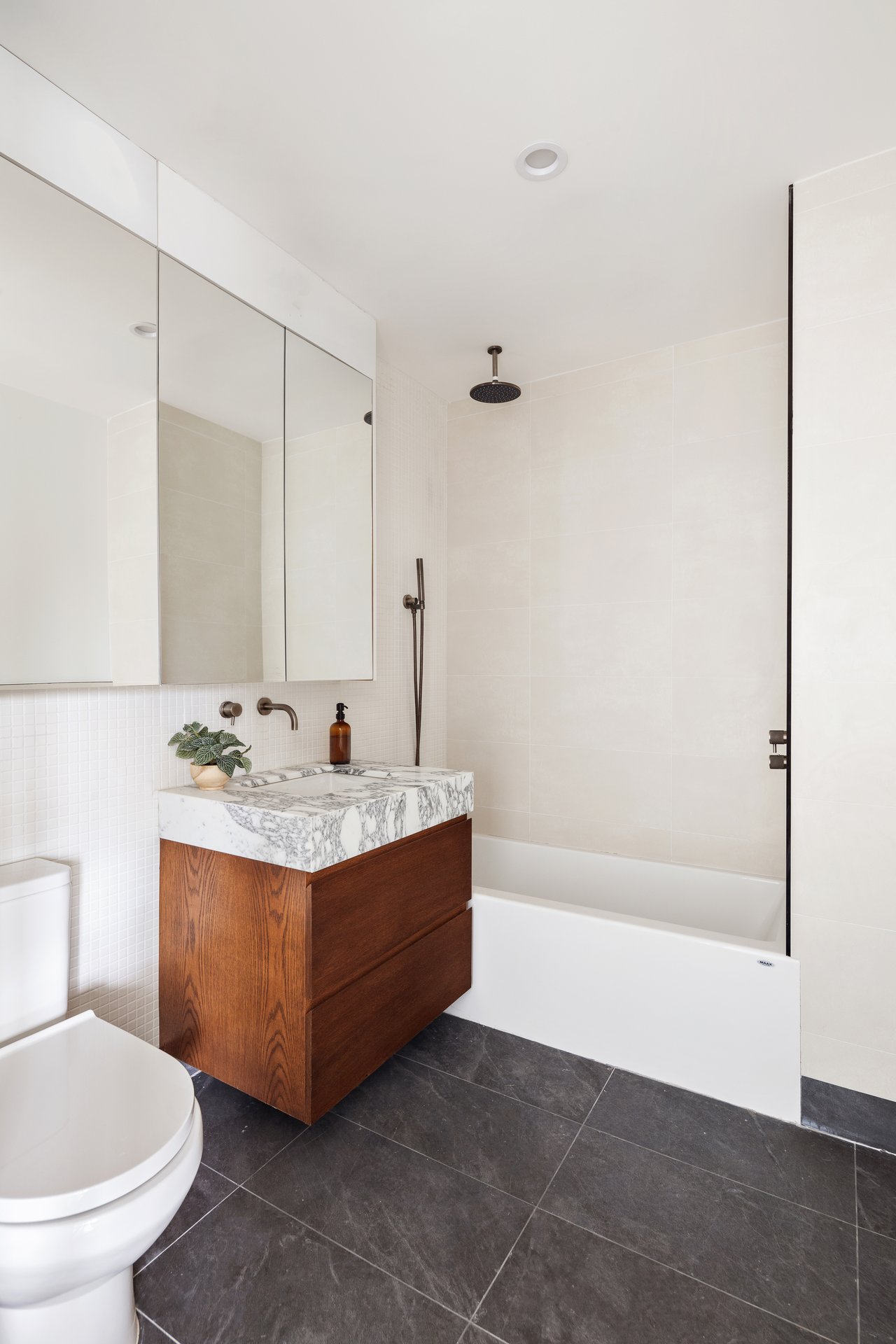 814 5th Ave, Unit 2A