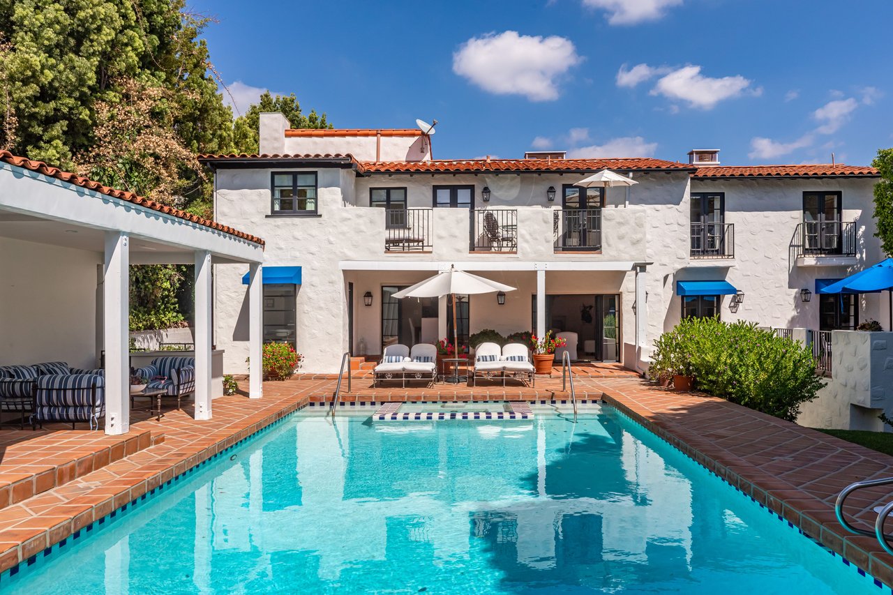 365 Comstock Ave, Little Holmby