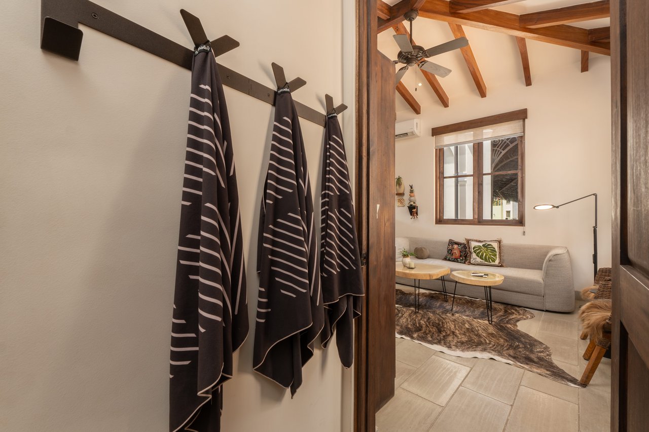 14A Avenida La Antigua | Spacious Coastal Residence Steps from the Beach in Las Catalinas