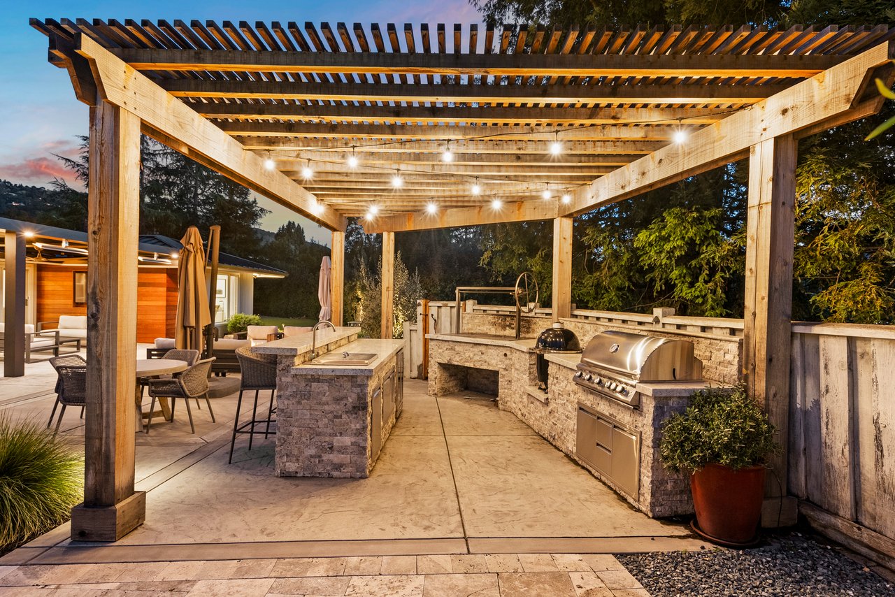 114 Nina CT