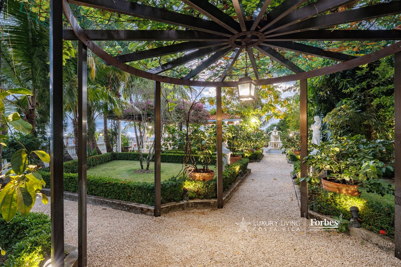 20361 - Villa Romántica | Mediterranean Mansion on 5.9 Hectares with Ocean Views