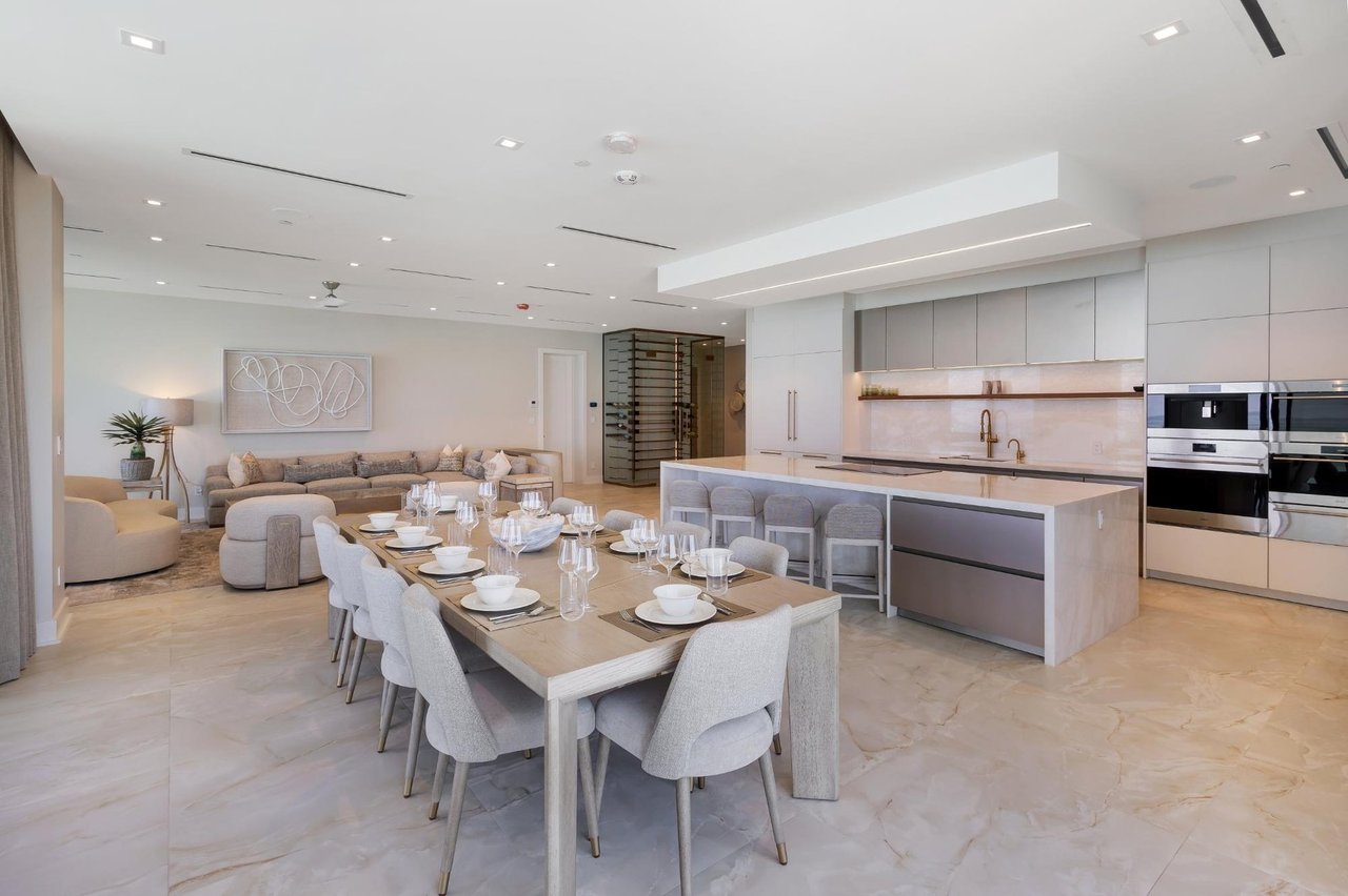 Aqualina Beach Front Apartment, 1103 