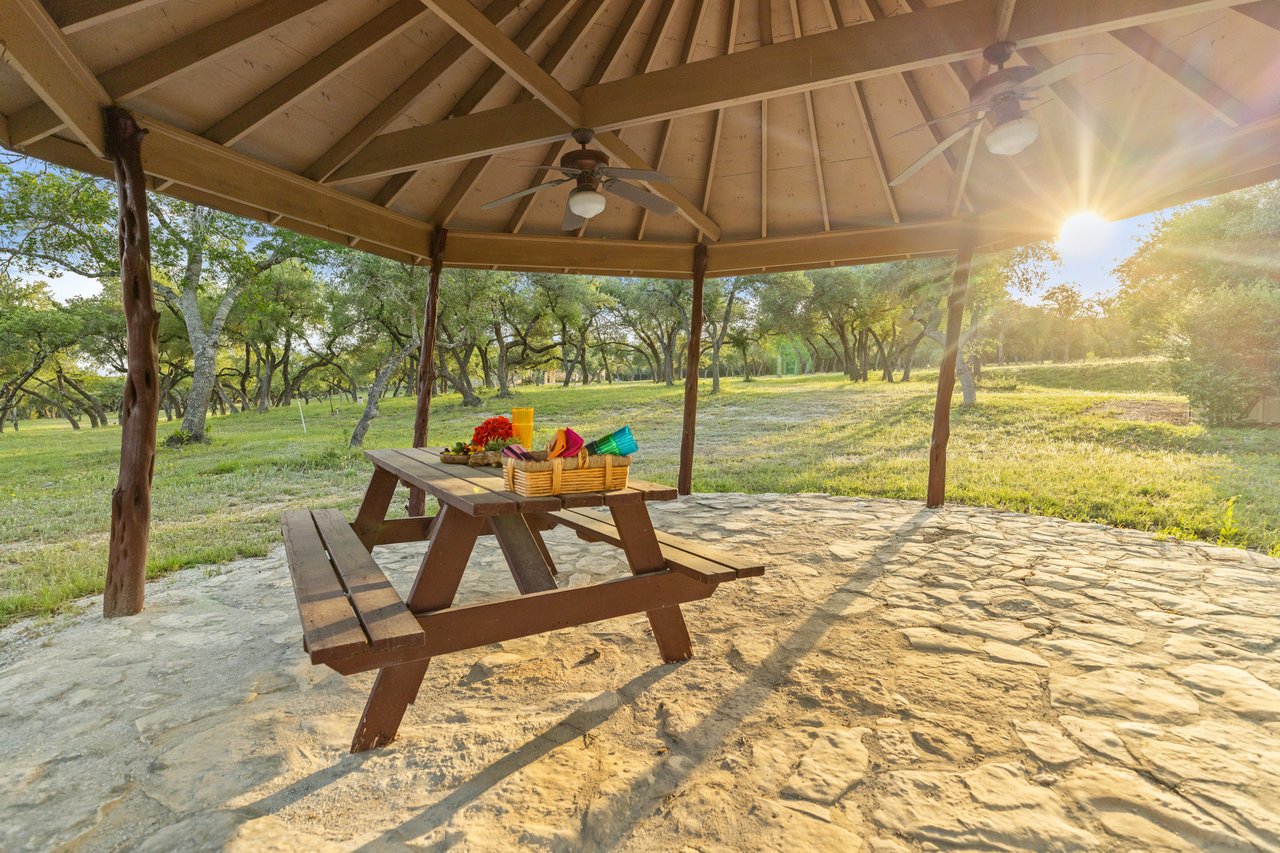 32 Acre Estate