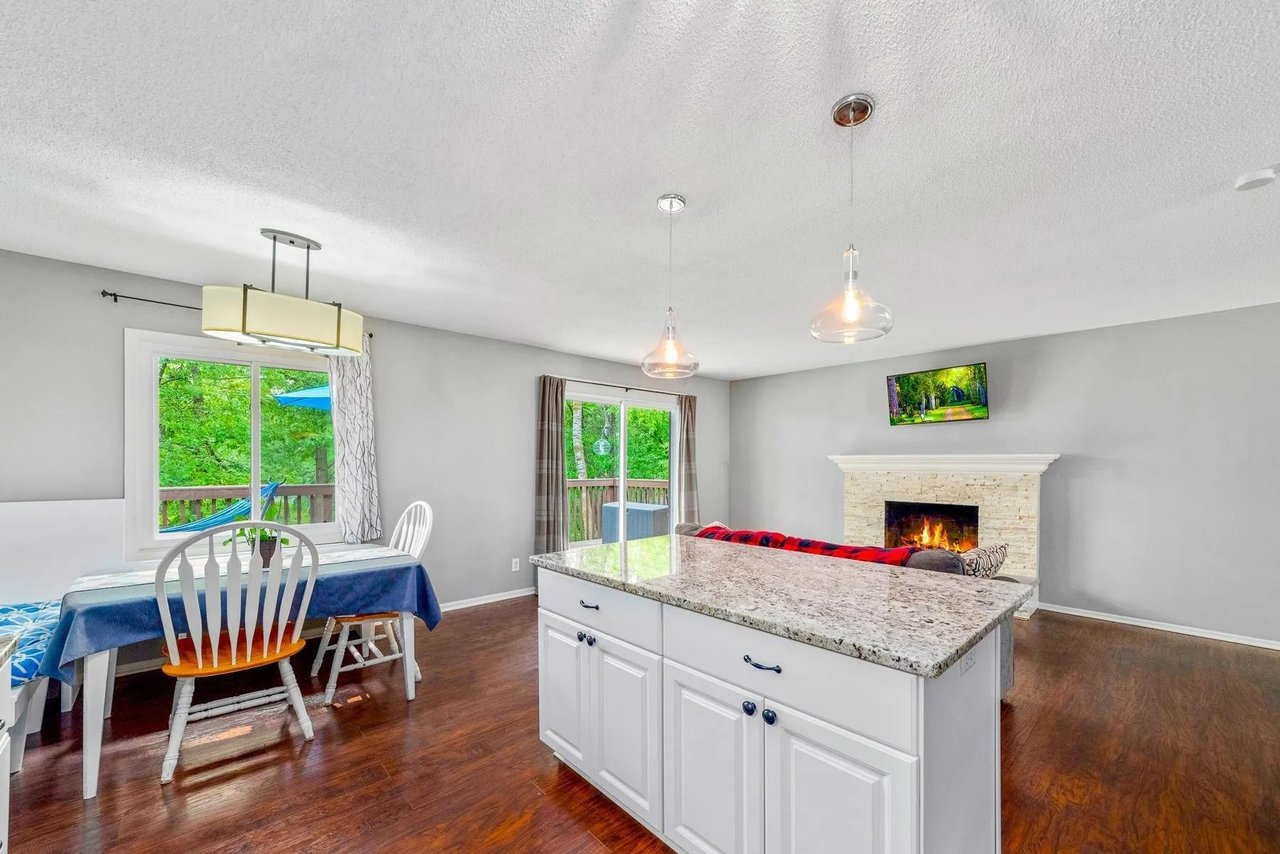 172 River Woods Ln