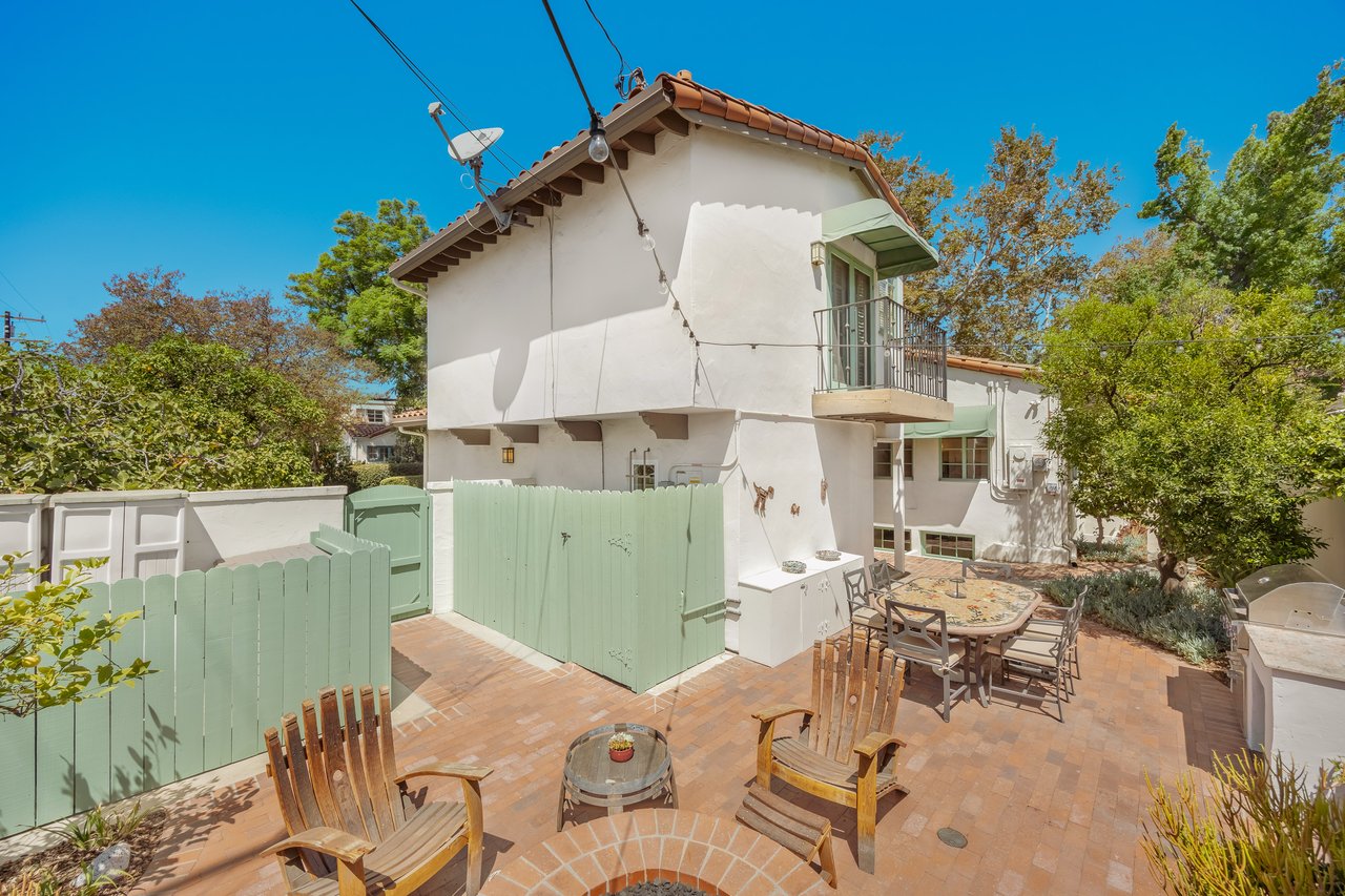 1190 Berkeley Avenue