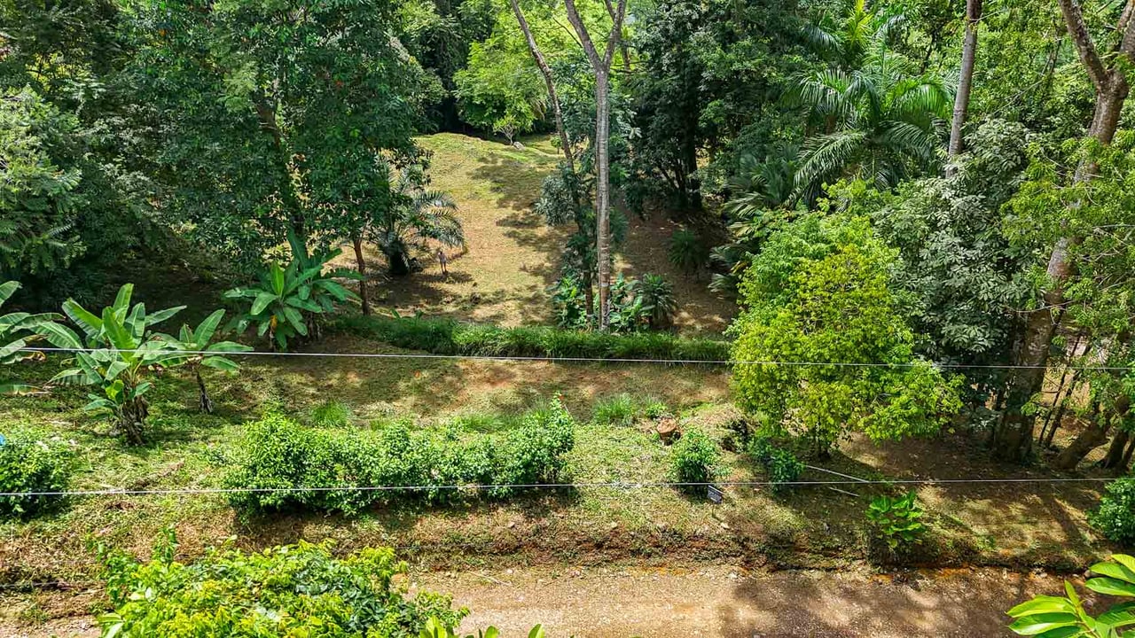 Large Uvita Lot With Whale’s Tail Ocean Views, Sunsets & Legal Water – Ready to Build!