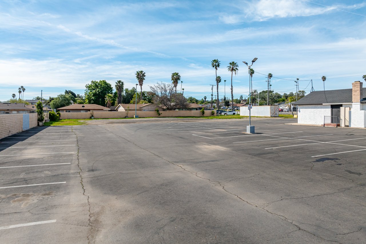 10390 Arlington Ave – Ground Lease Opportunity
