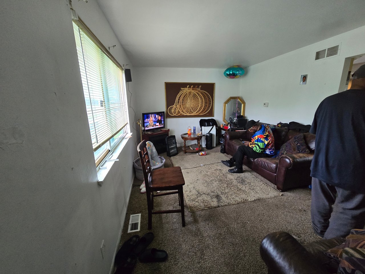 240 S Shirley Ave