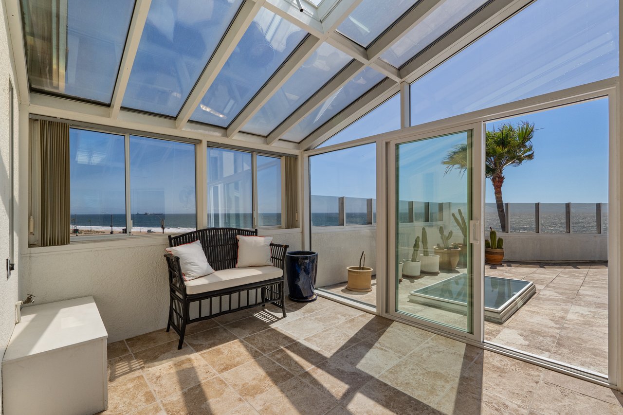 7335 Vista Del Mar Lane