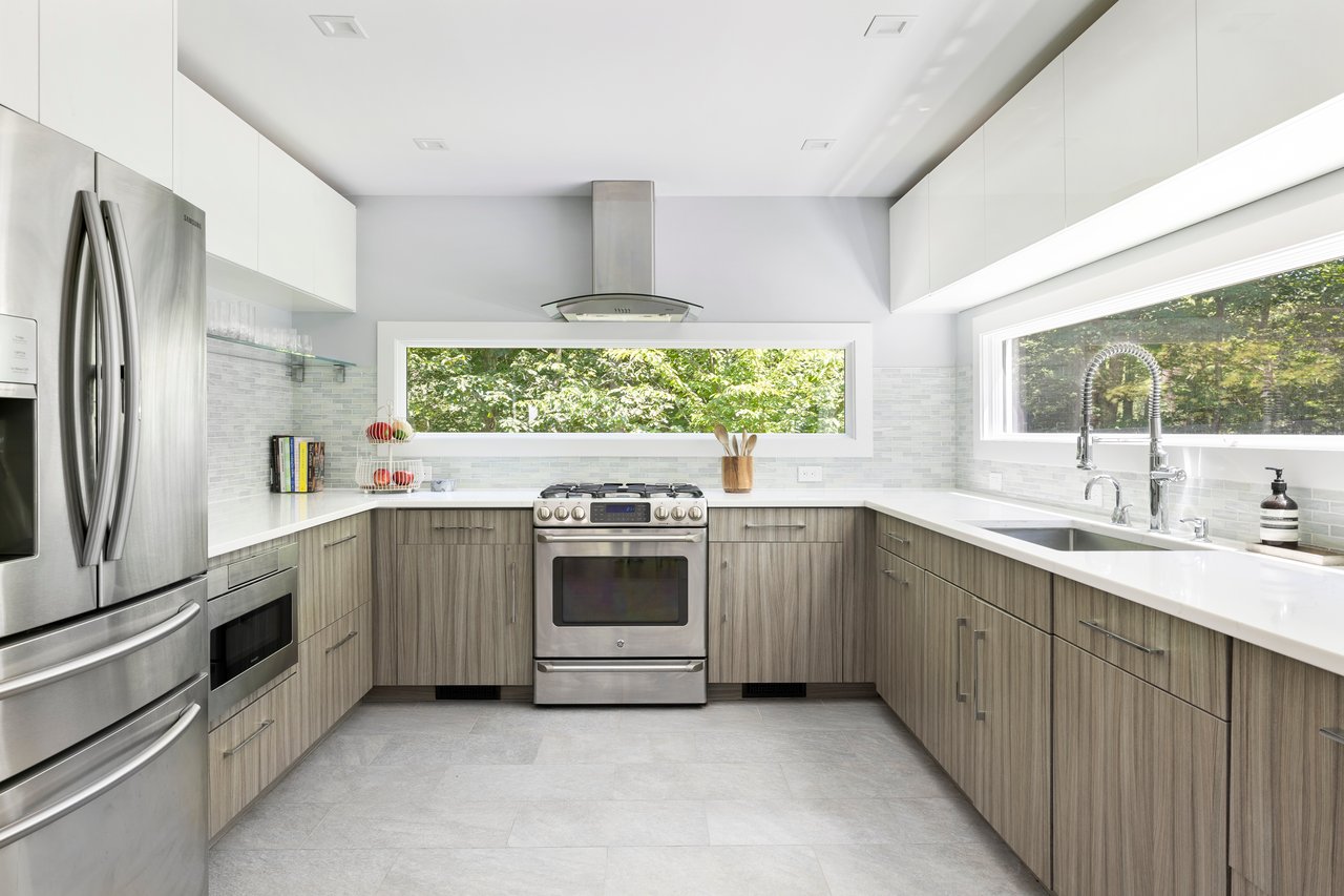 27 Landfall Road, East Hampton