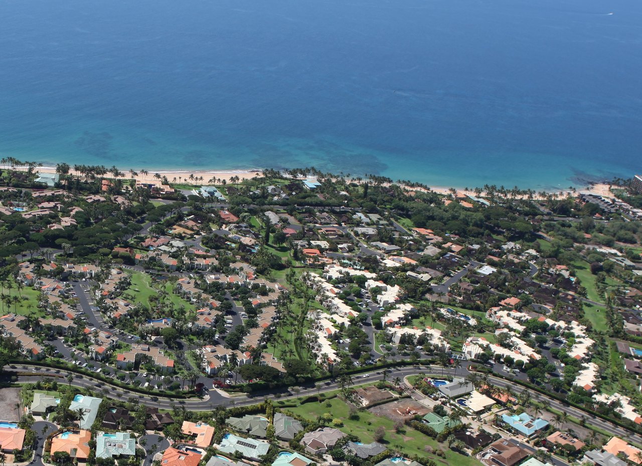 aerial photo of wailea kai and palms at wailea with keawakapu beach