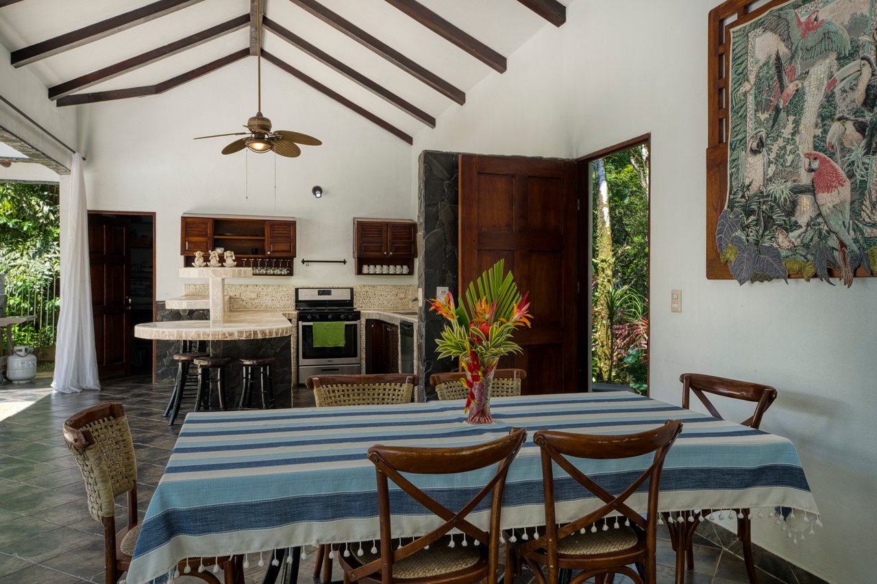 3 Bedroom Bali Style Home in Uvita