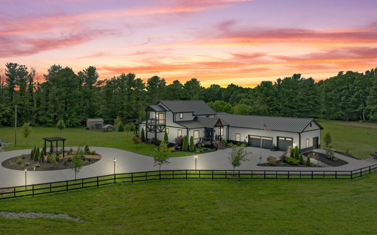 Wallace Luxury Spotlight | 3358 Plateau Road Crossville, TN 38571