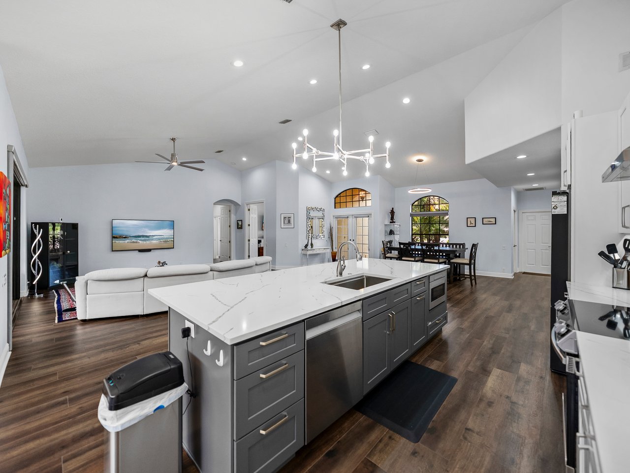 34120 AMERICANA AVE