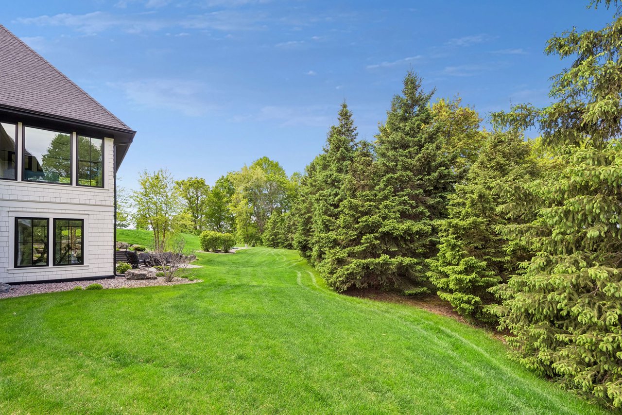 2888 Deer Hill Road, Medina