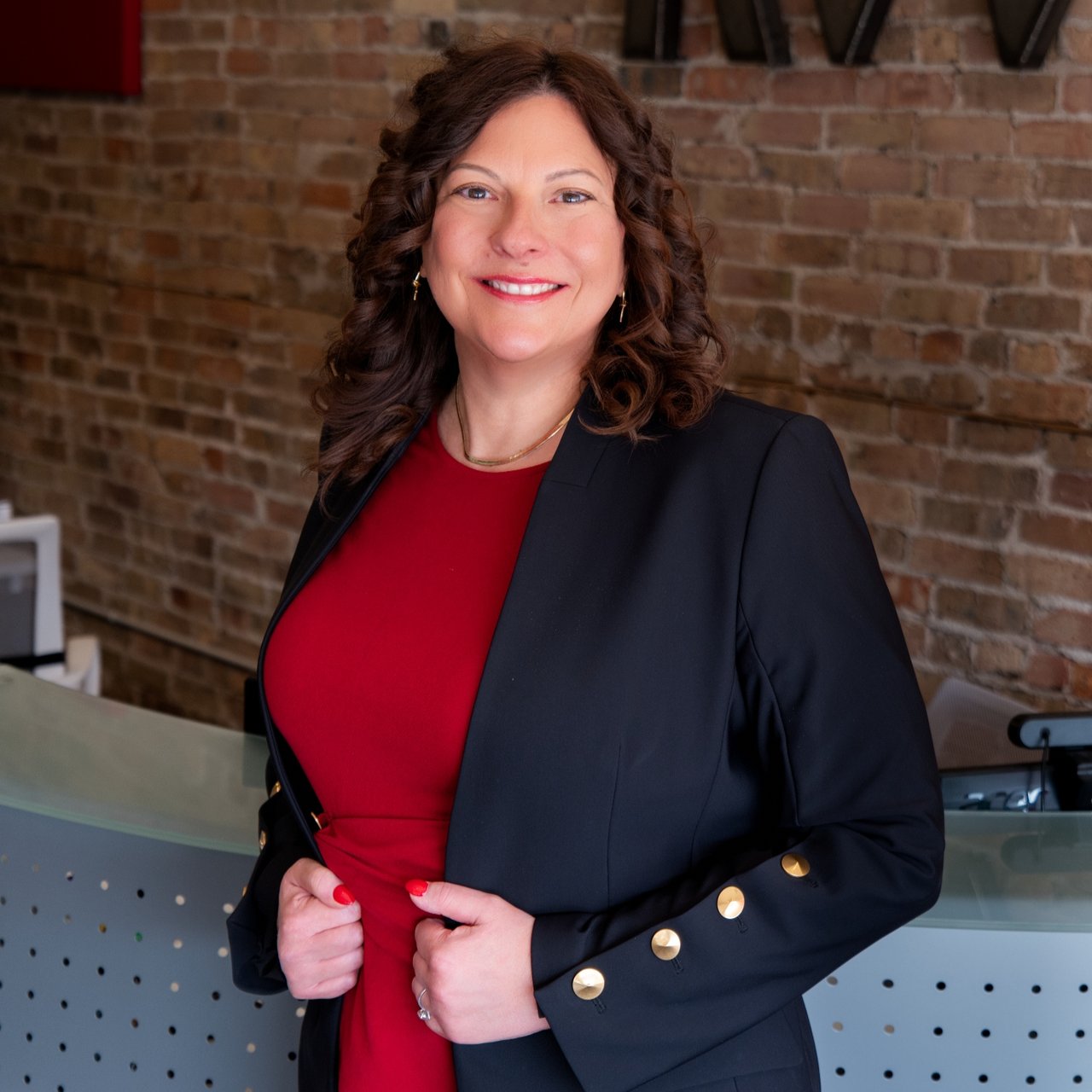 Donna Glazer Downers Grove, IL Real Estate Agent Headshot