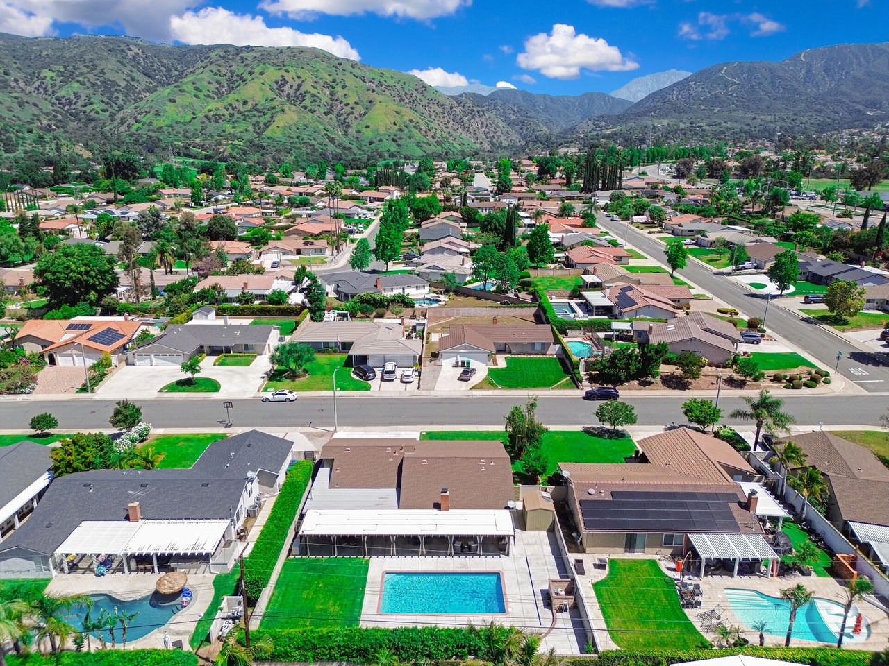 1298 Oak Ridge Drive