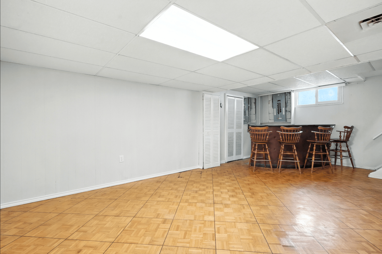 2975 Weston Road