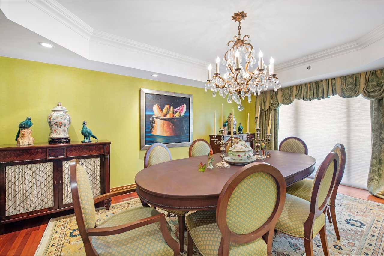 2600 Island Blvd # 2502