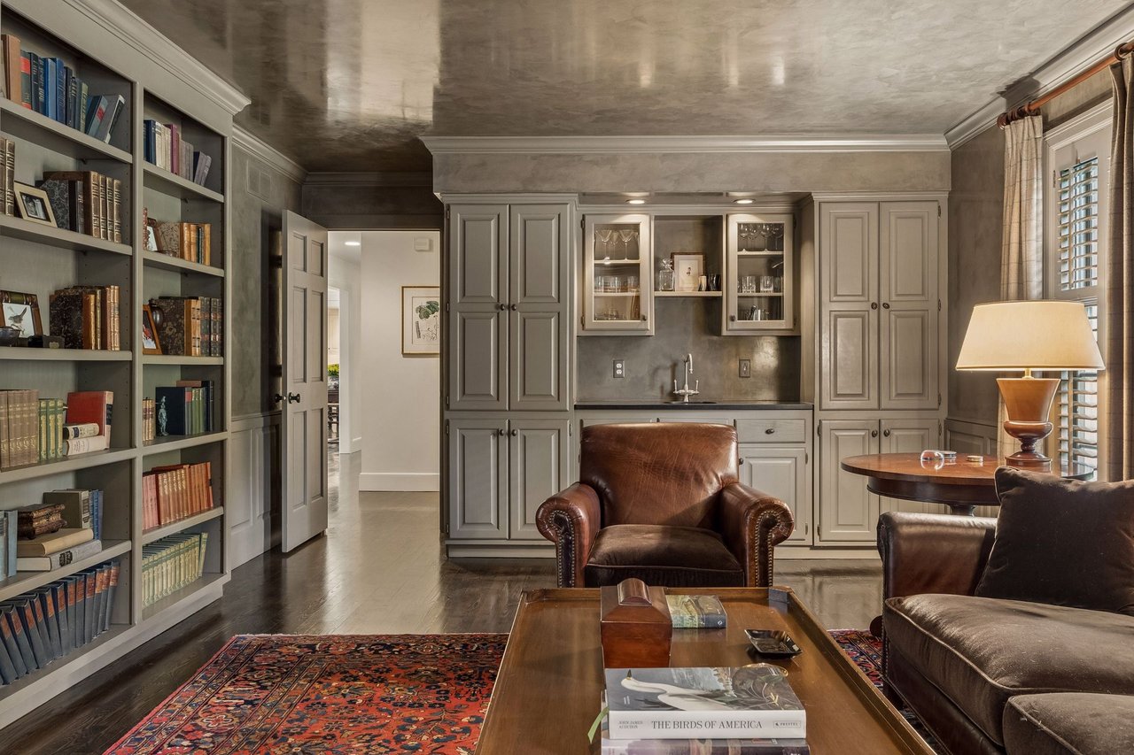 235 Hollander Road, Wayzata
