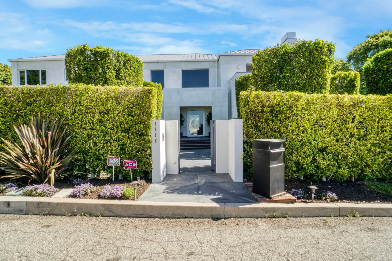 1116 Linda Flora Drive